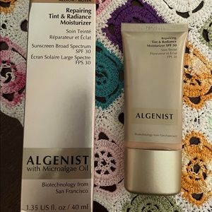 ALGENIST Repairing Tint & Moisturizer with Microalgae Oil. 1.35 fl oz/40 ml